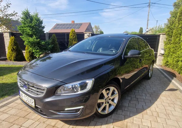 mazowieckie Volvo S60 cena 49900 przebieg: 200000, rok produkcji 2016 z Jędrzejów